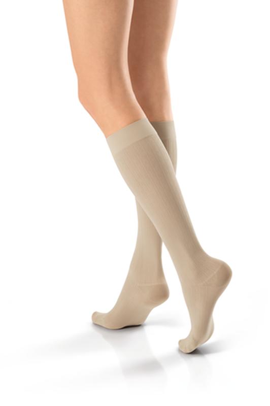 PR/1 JOBST SOSOFT WOMEN, KNEE HIGH, 30-40MMHG, SM, BROCADE SAND, CLOSED TOE