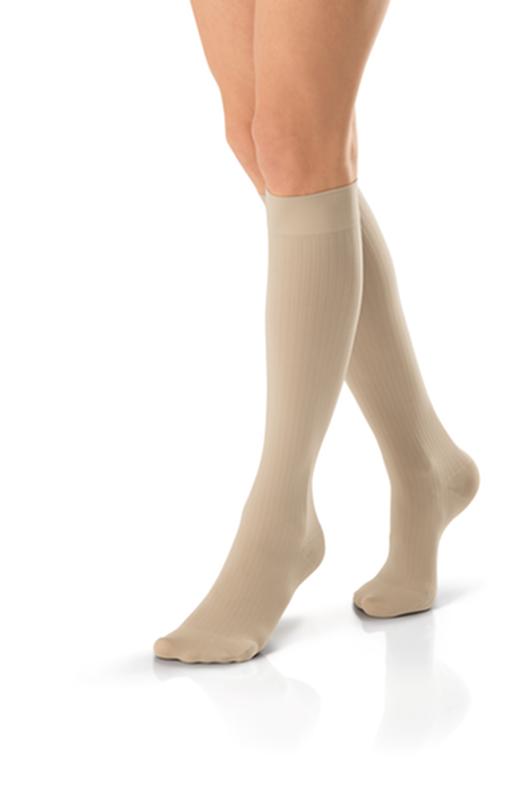 PR/1 JOBST SOSOFT WOMEN, KNEE HIGH, 30-40MMHG, LG, RIBBED SAND, CLOSED TOE