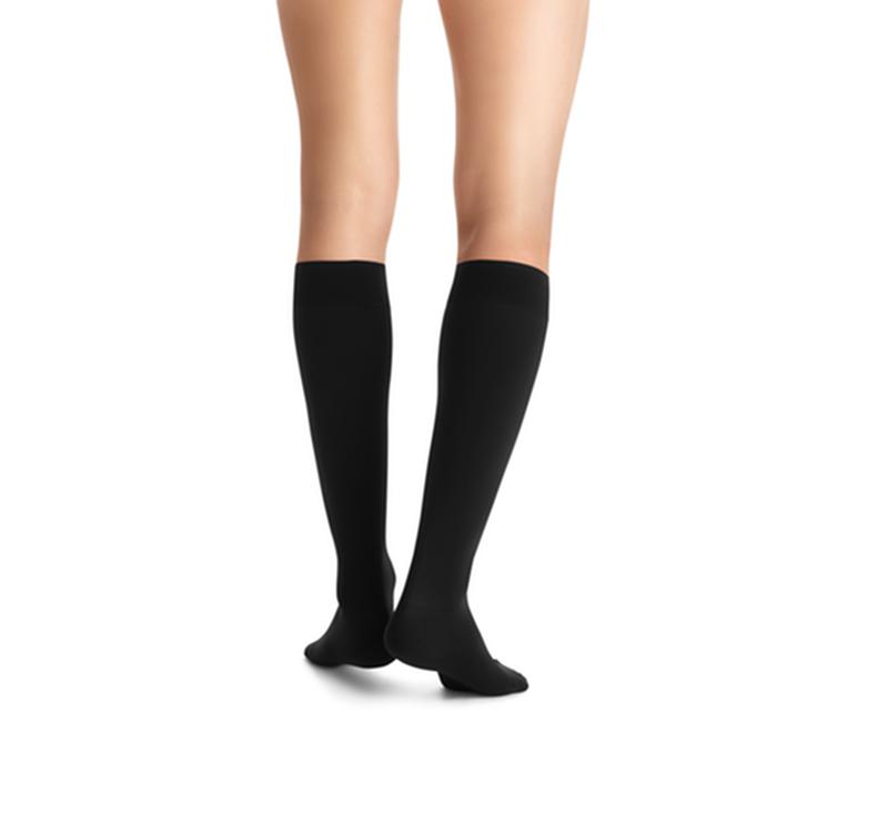 PR/1 JOBST OPAQUE WOMEN, KNEE HIGH PETITE, 30-40MMHG, LG, BLACK, CLOSED TOE
